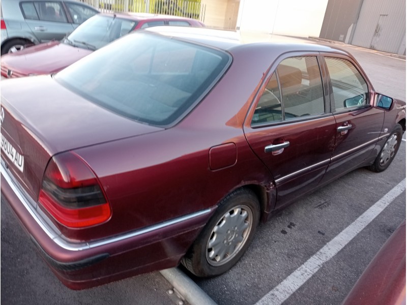 mercedes clase c (w202) berlina del año 1998