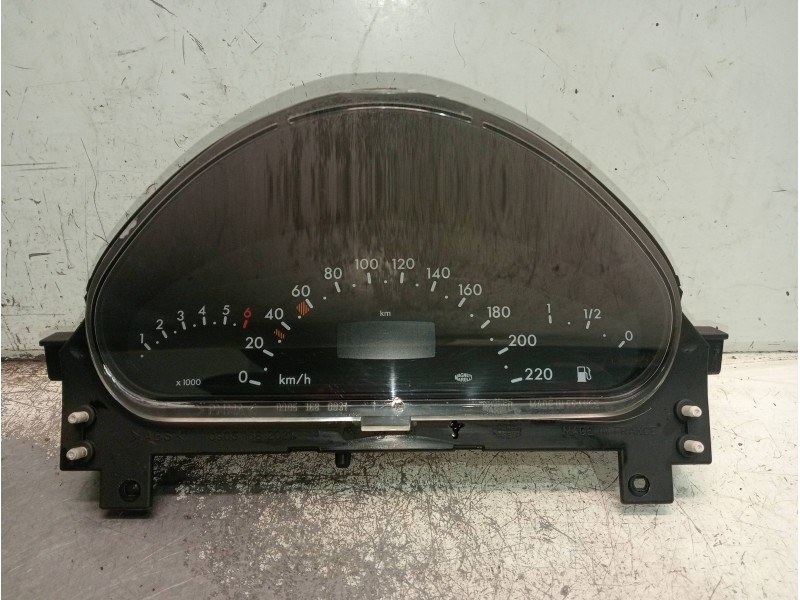 Recambio de cuadro instrumentos para mercedes clase a (w168) 160 (168.033) referencia OEM IAM A1685404011 09051639902 9805120651