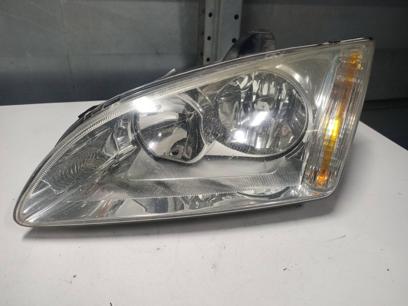 Recambio de faro izquierdo para ford focus sportbreak (cap) trend referencia OEM IAM   
