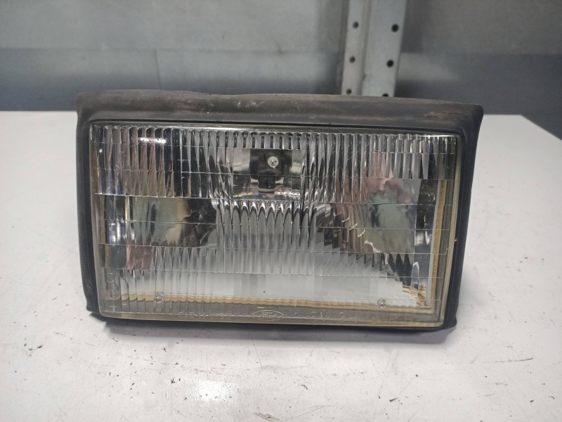 Recambio de faro derecho para ford explorer 4.0 v6 cat referencia OEM IAM   