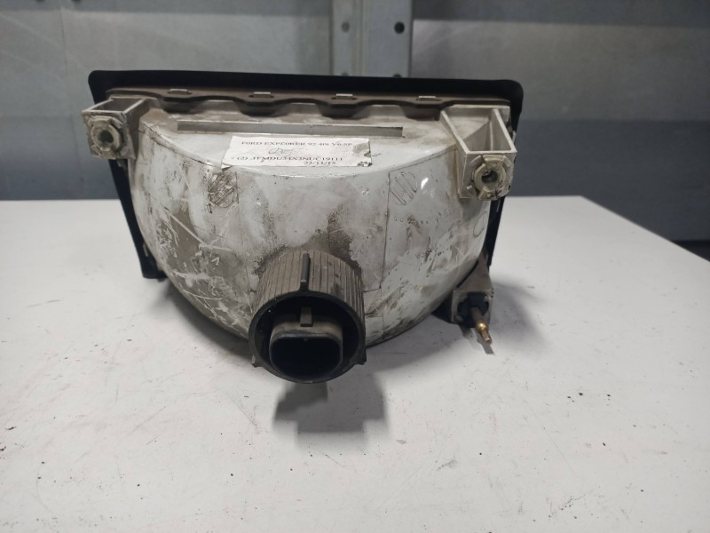 Recambio de faro derecho para ford explorer 4.0 v6 cat referencia OEM IAM   