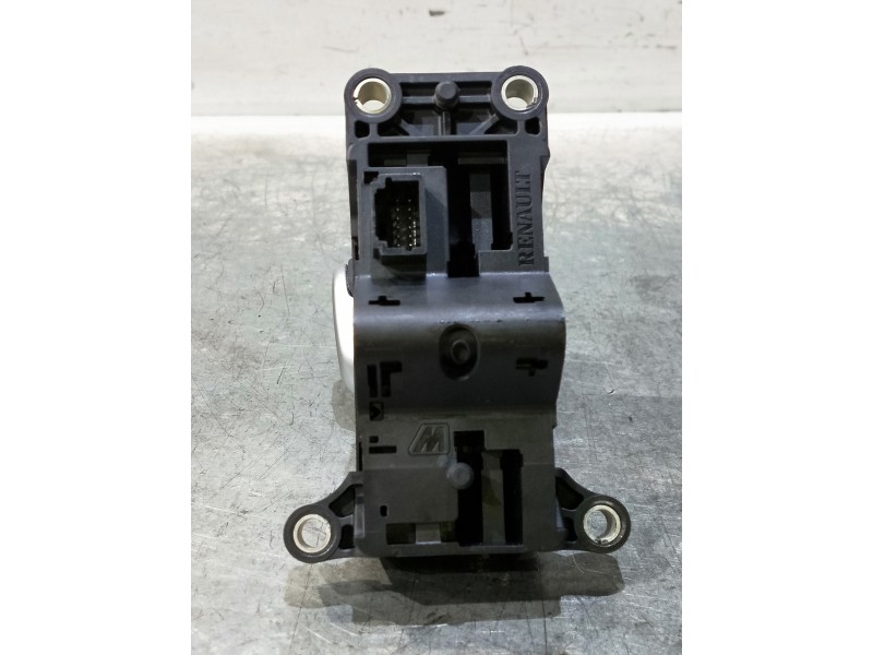 Recambio de palanca cambio para renault zoe referencia OEM IAM   