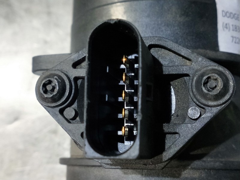 Recambio de caudalimetro para dodge caliber s referencia OEM IAM 0281002779 05033320AA 