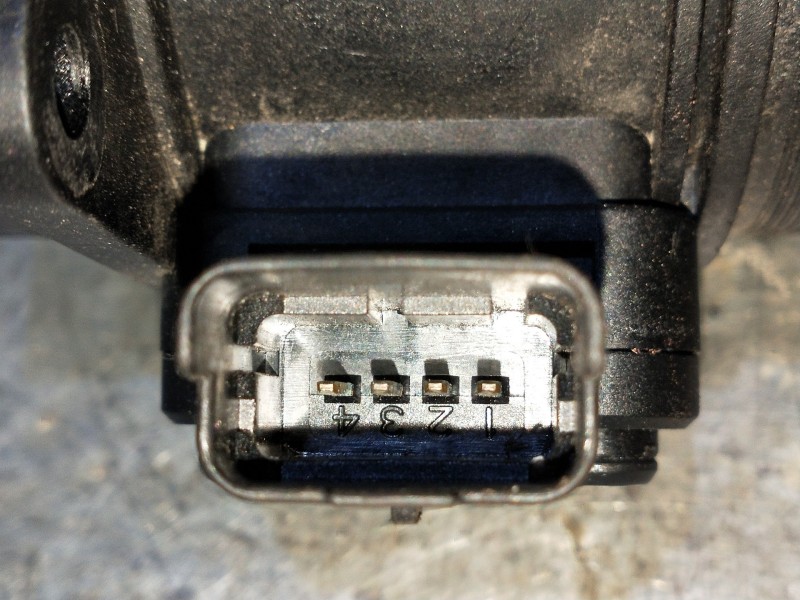 Recambio de caudalimetro para land rover range rover sport v8 td se referencia OEM IAM 5WK97011 4R8Q12B579AC 
