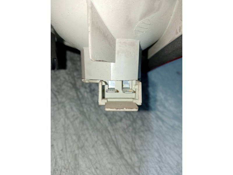 Recambio de piloto trasero izquierdo interior para audi a6 berlina (c4) 2.5 tdi referencia OEM IAM    Recambio de piloto trasero izquierdo interior para audi a6 berlina (c4) 2.5 tdi referencia OEM IAM