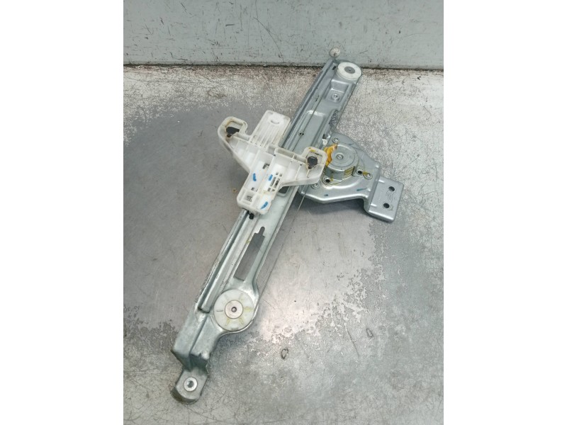 Recambio de elevalunas trasero derecho para dodge caliber s referencia OEM IAM 05074232AA  5P