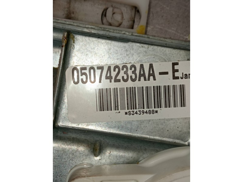Recambio de elevalunas trasero izquierdo para dodge caliber s referencia OEM IAM 05074233AA  5P