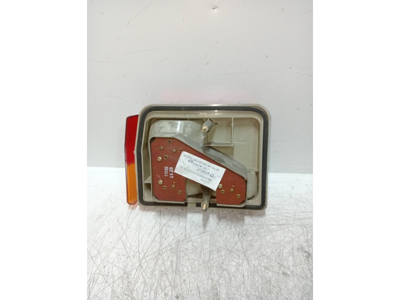 Recambio de piloto trasero derecho para austin rover metro 1.3 referencia OEM IAM   