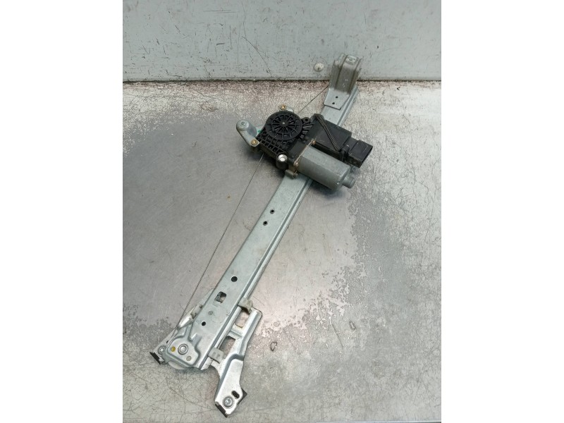 Recambio de elevalunas trasero izquierdo para mercedes clase a (w168) 160 (168.033) referencia OEM IAM   5P