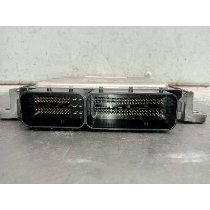 Recambio de centralita motor uce para mercedes clase clk (w207) coupe e 220 cdi blueefficiency (207.302) referencia OEM IAM A651