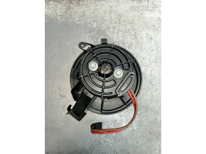 Recambio de motor calefaccion para mercedes clase clk (w207) coupe e 220 cdi blueefficiency (207.302) referencia OEM IAM 9409653