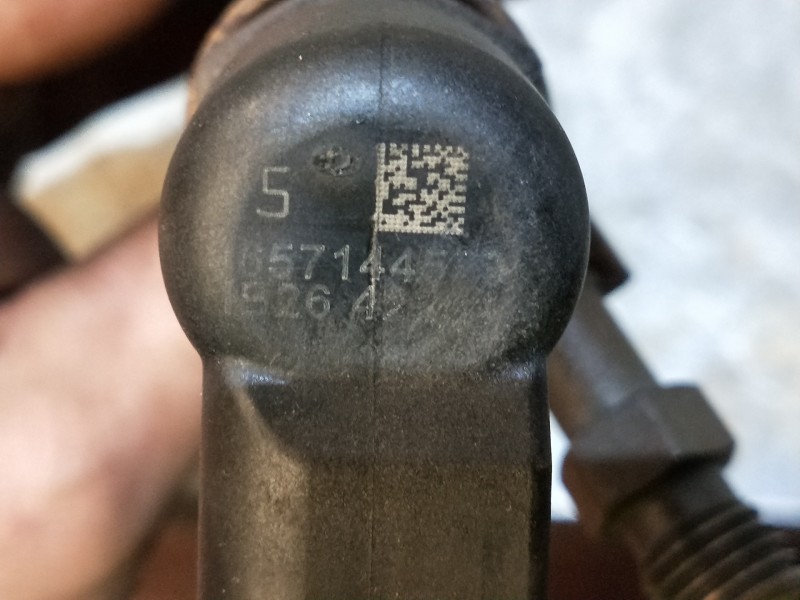 Recambio de inyector para ford mondeo ber. (ca2) ghia referencia OEM IAM 9857144580  SIEMENS