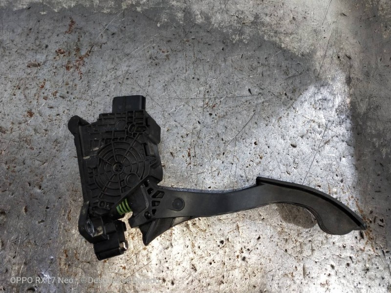 Recambio de potenciometro pedal para volkswagen t-cross advance referencia OEM IAM 2Q1723503  