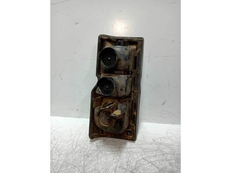 Recambio de piloto trasero derecho para bmw bertone freeclimber referencia OEM IAM   