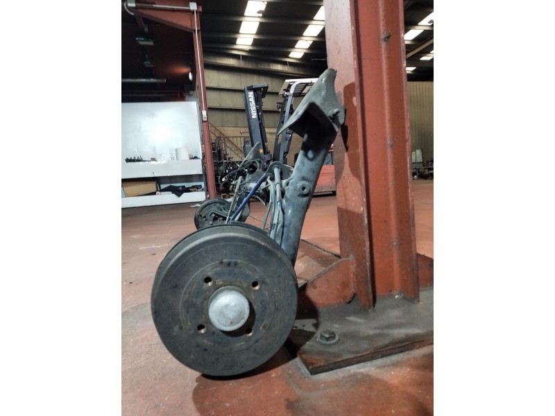 Recambio de puente trasero para renault clio ii fase i (b/cbo) 1.6 referencia OEM IAM   ABS