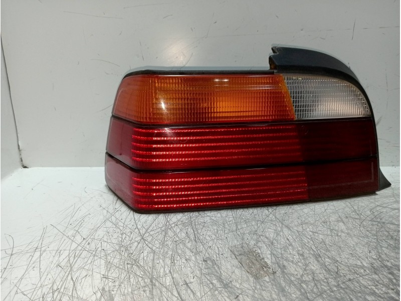 Recambio de piloto trasero izquierdo para bmw serie 3 coupe (e36) 2.0 24v referencia OEM IAM   