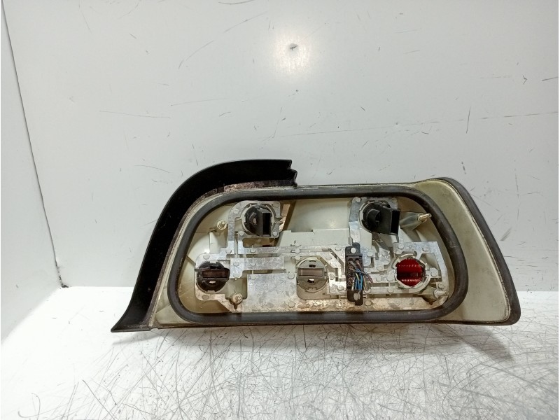 Recambio de piloto trasero izquierdo para bmw serie 3 coupe (e36) 2.0 24v referencia OEM IAM   