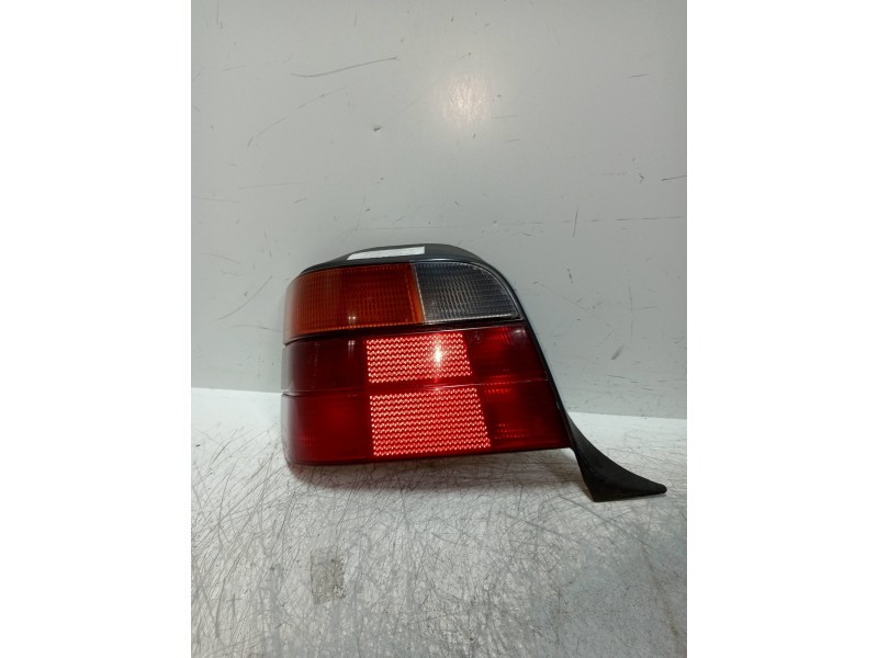 Recambio de piloto trasero izquierdo para bmw serie 3 touring (e36) 1.7 turbodiesel cat referencia OEM IAM   