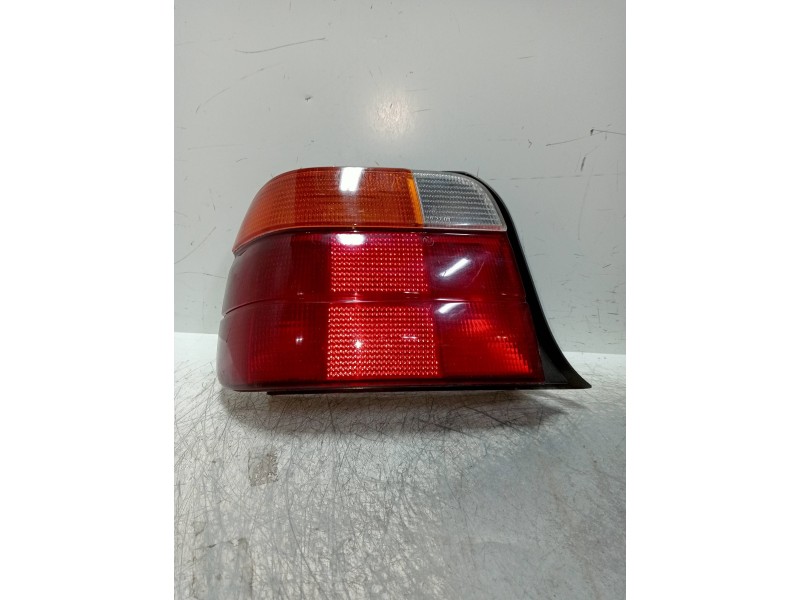 Recambio de piloto trasero izquierdo para bmw serie 3 compacto (e36) 318tds referencia OEM IAM   