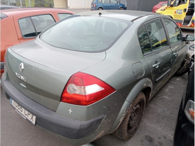 renault megane ii classic berlina del año 2003