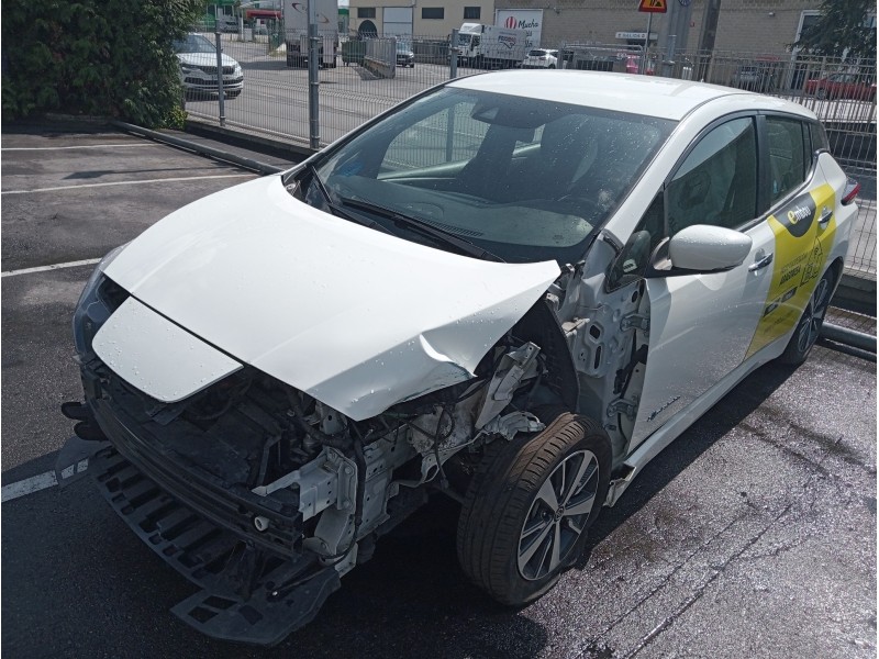 nissan leaf del año 2018