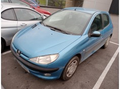 peugeot 206 berlina del año 2001