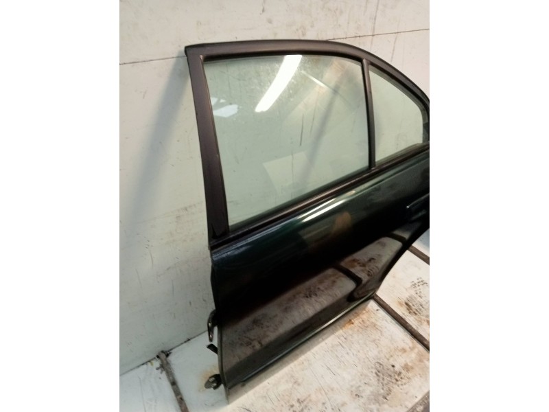 Recambio de puerta trasera izquierda para mitsubishi galant berlina (ea0) 2500 v6 24v referencia OEM IAM   4P