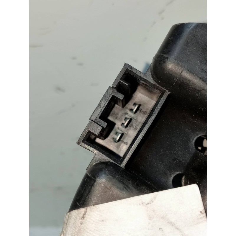 Recambio de piloto trasero izquierdo interior para bmw serie 3 coupe (e46) 330 ci referencia OEM IAM   