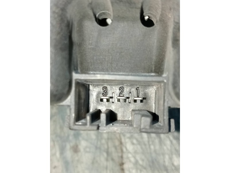 Recambio de piloto trasero izquierdo interior para bmw serie 3 coupe (e46) 318 ci referencia OEM IAM   