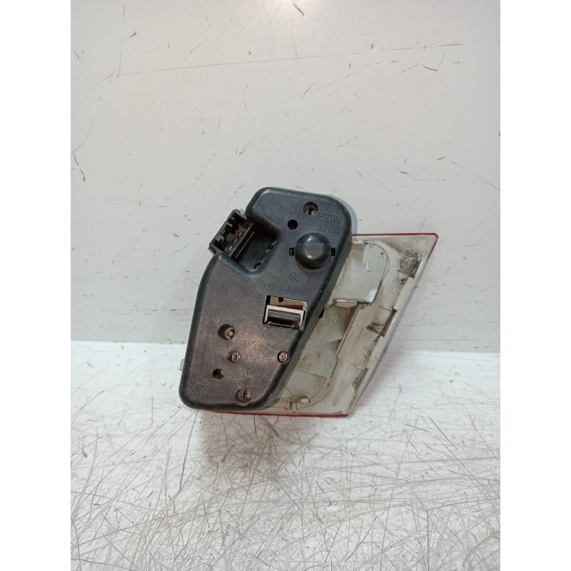 Recambio de piloto trasero izquierdo interior para bmw serie 3 coupe (e46) 2.0 16v cat referencia OEM IAM   