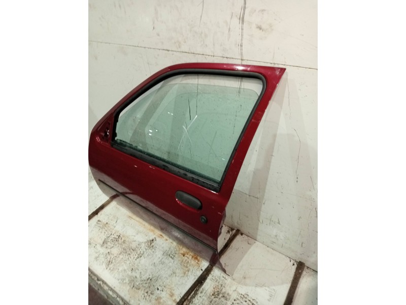 Recambio de puerta delantera izquierda para ford fiesta berlina ghia referencia OEM IAM   5P
