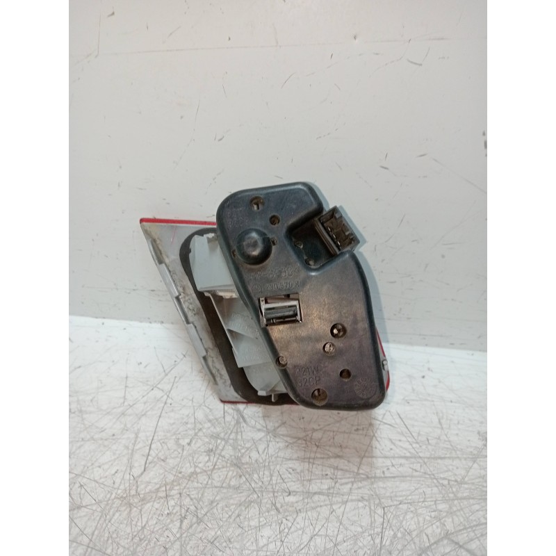 Recambio de piloto trasero derecho interior para bmw serie 3 coupe (e46) 328 ci referencia OEM IAM   