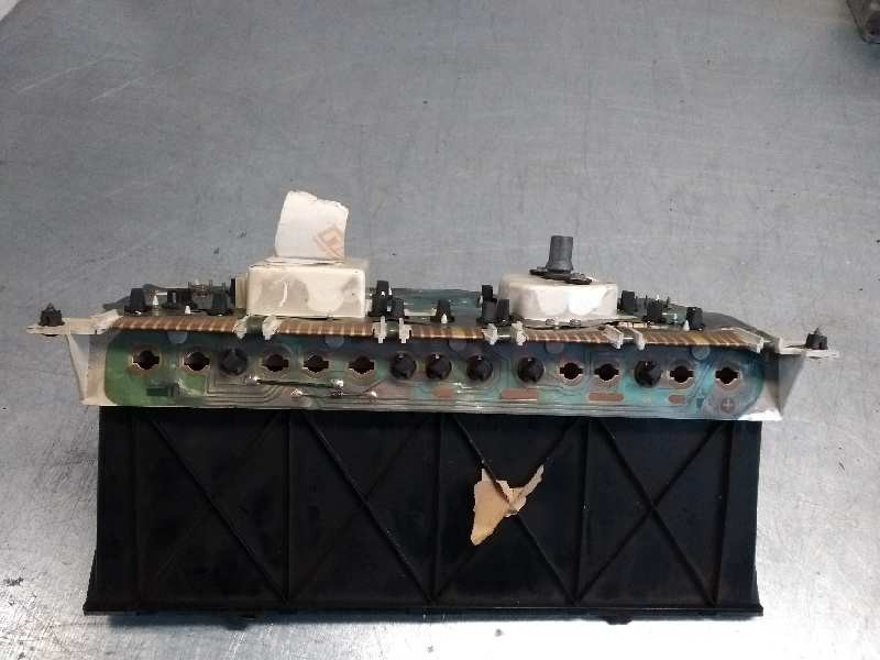 Recambio de cuadro instrumentos para peugeot 405 berlina 1.9 diesel referencia OEM IAM 9255423680  