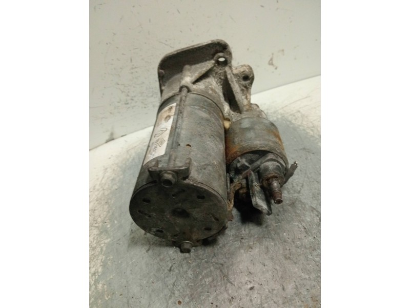 Recambio de motor arranque para dacia dokker 1.5 dci diesel fap cat referencia OEM IAM 233003329R  