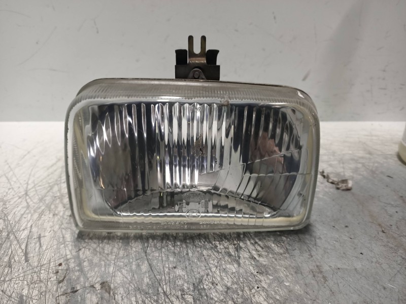 Recambio de faro izquierdo para ford fiesta berl./express 1.0 referencia OEM IAM   