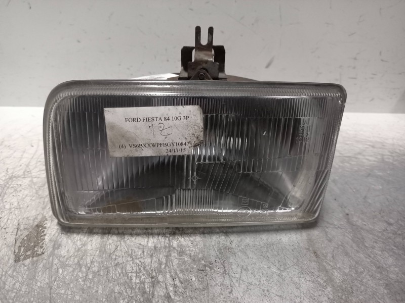 Recambio de faro izquierdo para ford fiesta berl./express básico referencia OEM IAM   