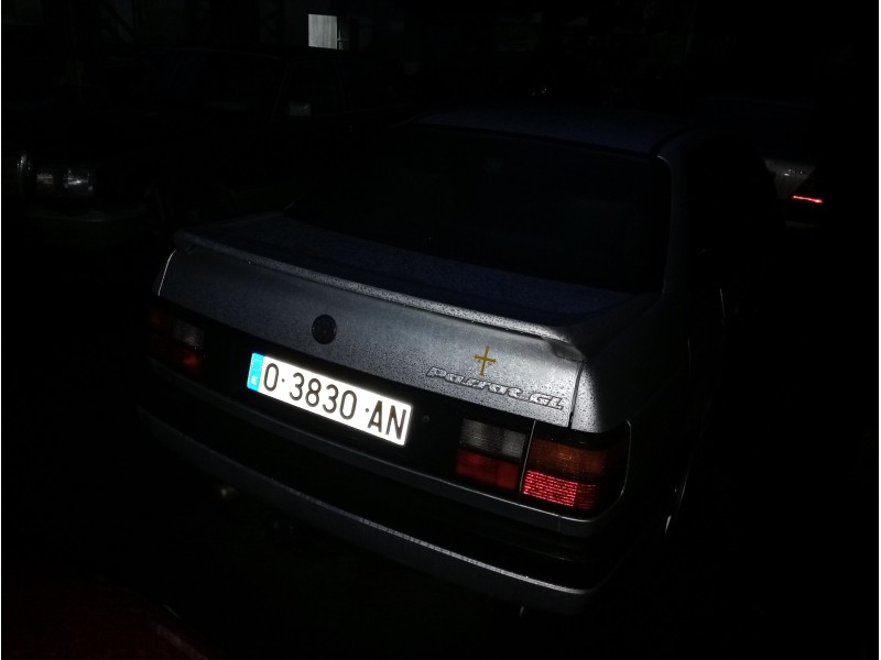 volkswagen passat berlina (312) del año 1988