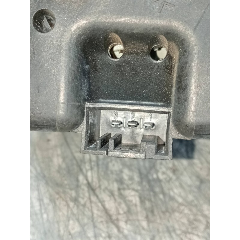 Recambio de piloto trasero izquierdo interior para bmw serie 3 berlina (e46) 320d referencia OEM IAM   