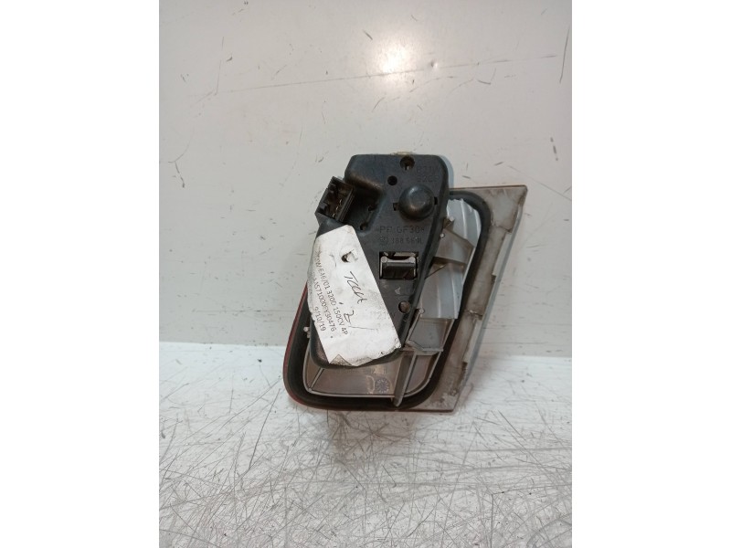 Recambio de piloto trasero izquierdo interior para bmw serie 3 berlina (e46) referencia OEM IAM   