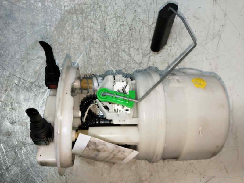 Recambio de bomba combustible para dacia sandero 0.9 tce cat referencia OEM IAM 172021904R 0974752990002 AFORADOR