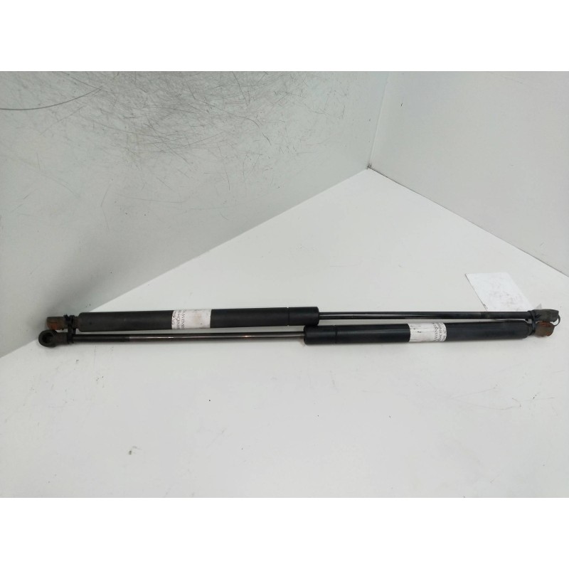 Recambio de amortiguadores maletero / porton para toyota avensis berlina (t 22) 2.0 turbodiesel cat referencia OEM IAM   