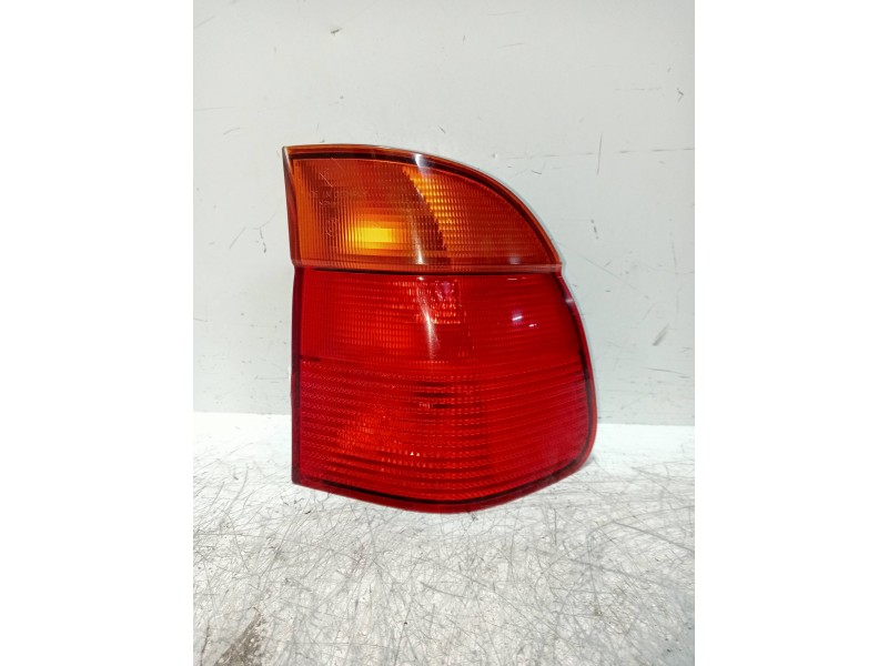 Recambio de piloto trasero derecho para bmw serie 5 touring (e39) 530d referencia OEM IAM 8361671  