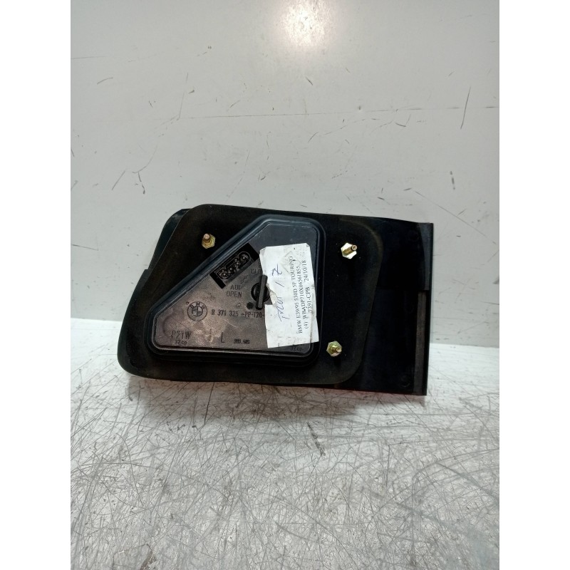 Recambio de piloto trasero izquierdo interior para bmw serie 5 touring (e39) 530d referencia OEM IAM 8361673  