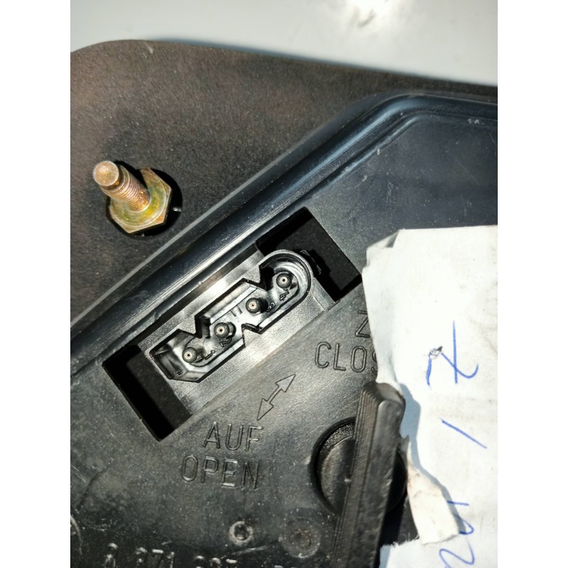 Recambio de piloto trasero izquierdo interior para bmw serie 5 touring (e39) 530d referencia OEM IAM 8361673  