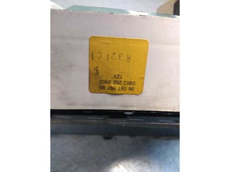 Recambio de cuadro instrumentos para peugeot 405 berlina 1.8 turbodiesel referencia OEM IAM 9609759780 09032829900  Recambio de cuadro instrumentos para peugeot 405 berlina 1.8 turbodiesel referencia OEM IAM 9609759780 09032829900