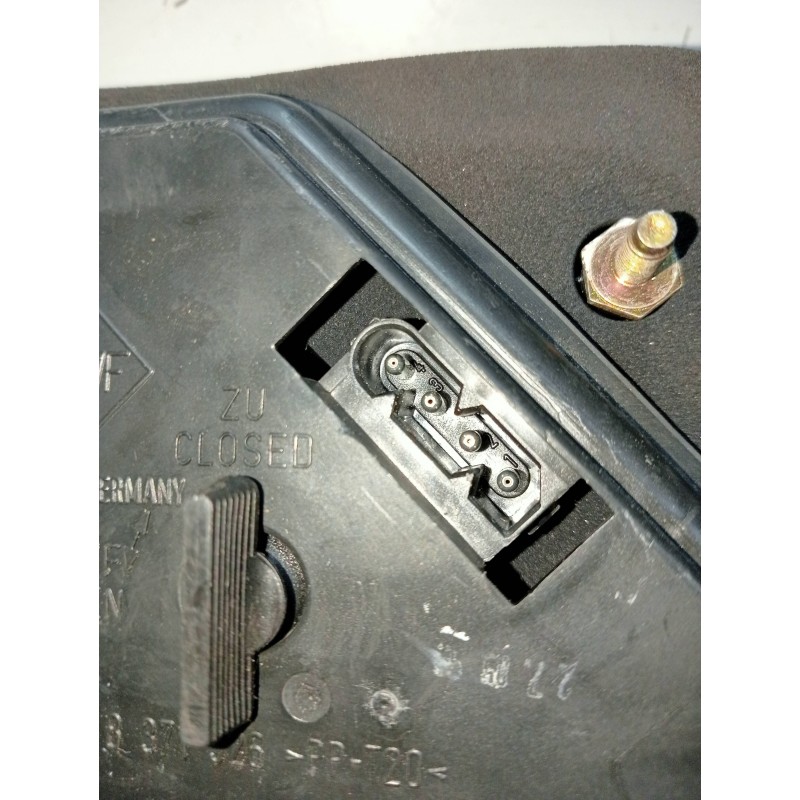 Recambio de piloto trasero derecho interior para bmw serie 5 touring (e39) 530d referencia OEM IAM 8361674  