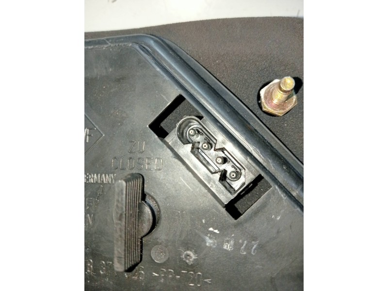 Recambio de piloto trasero derecho interior para bmw serie 5 touring (e39) 530d referencia OEM IAM 8361674  