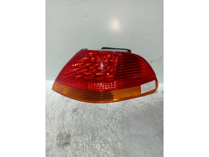 Recambio de piloto trasero derecho para bmw serie 7 (e65/e66) 745i referencia OEM IAM 632183796889  