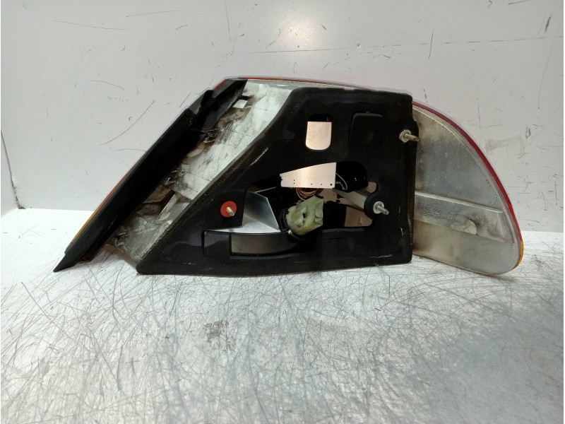 Recambio de piloto trasero izquierdo para bmw serie 7 (e65/e66) 745i referencia OEM IAM 63218379687  