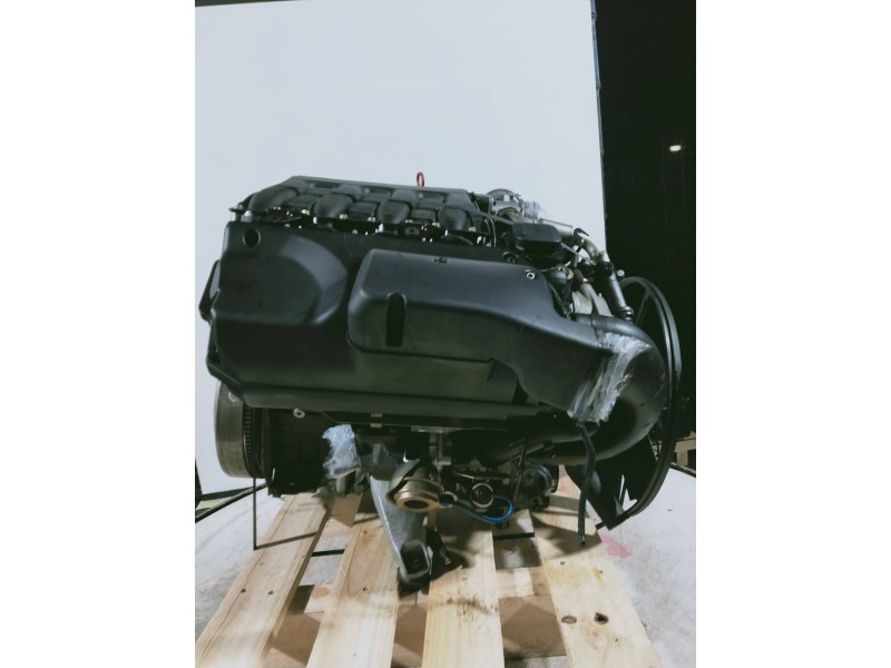 Recambio de motor completo para bmw serie 5 berlina (e39) 520d referencia OEM IAM 204D1 83119429 BOSCH